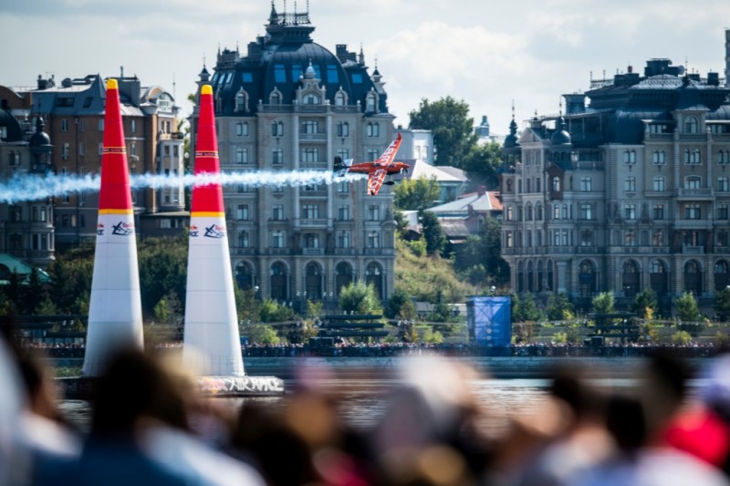 Red Bull Air Race Николя Иванофф
