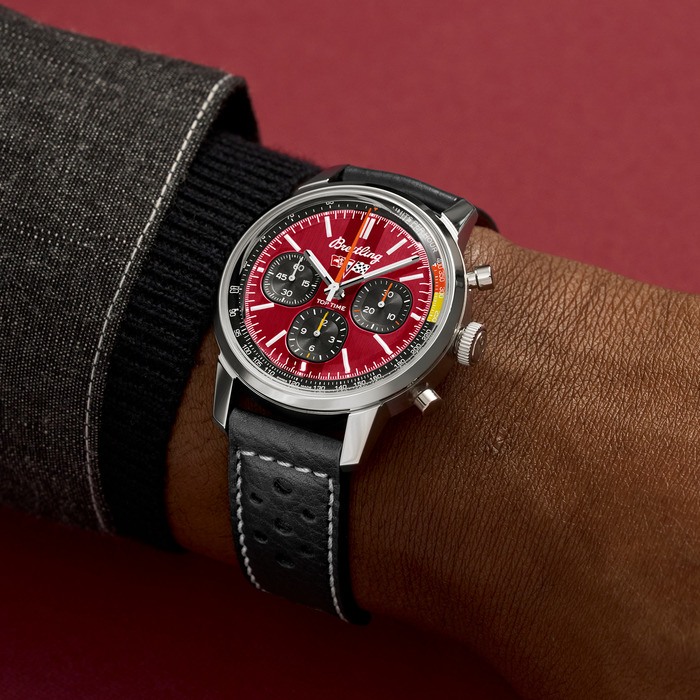 Мужские часы Breitling Top Time AB01761A1K1X1, механизм механический хронограф с автоподзаводом, циферблат красный, браслет кожа — Изображение 4