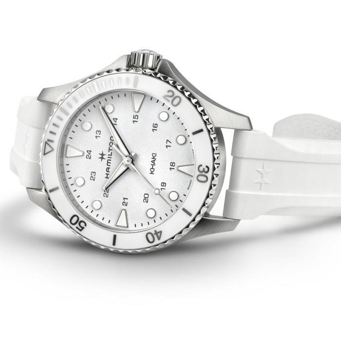 Женские кварцевый часы Hamilton Khaki Navy H82221310 белый каучук — Изображение 3