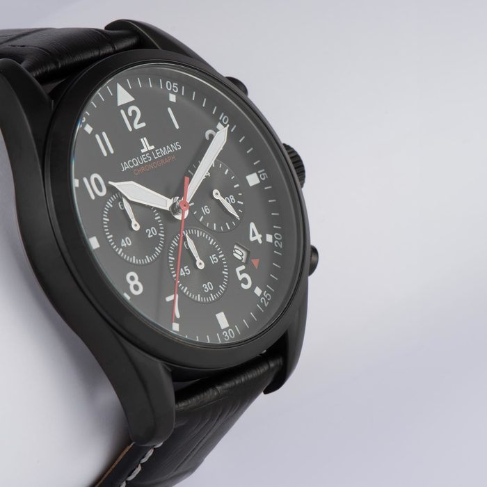 Мужские часы Jacques Lemans Classic 42-2F, механизм кварцевый, циферблат черный, браслет кожа — Изображение 4
