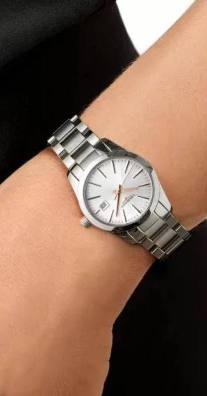 Женские часы Longines Conquest Classic L2.386.4.72.6, механизм кварцевый, циферблат серебристый, браслет нержавеющая сталь — Изображение 2