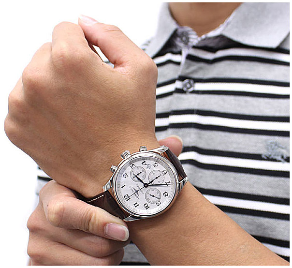 Мужские часы Longines The Longines Master Collection L2.759.4.78.5, механизм механический хронограф с автоподзаводом, циферблат серебристый, браслет кожа — Изображение 10