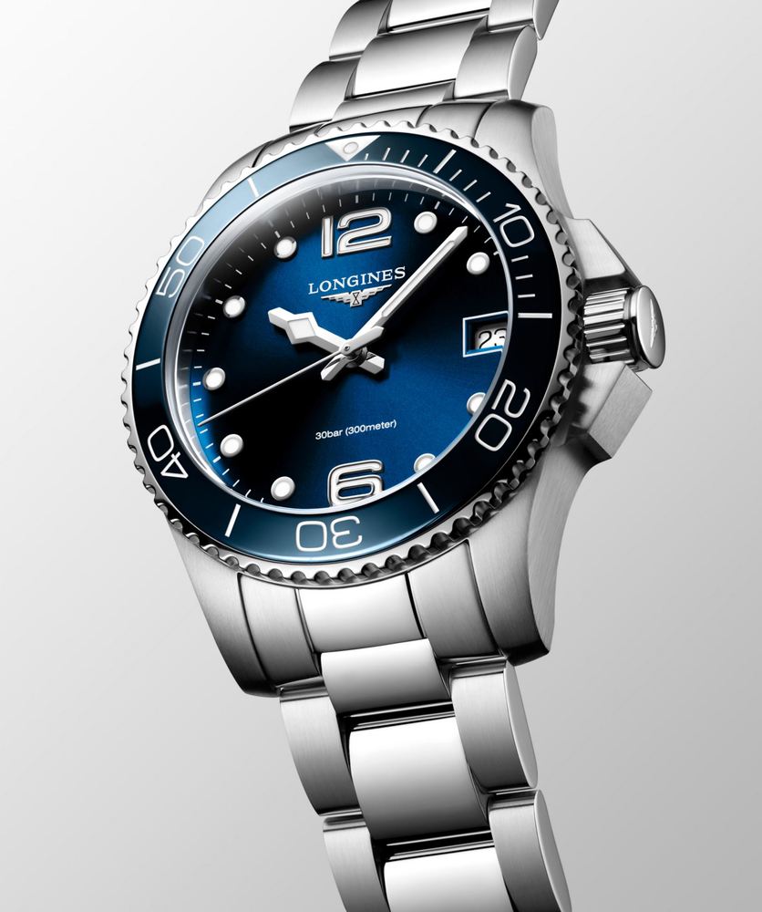 Женские кварцевый часы Longines HydroConquest L3.370.4.96.6 синий нержавеющая сталь — Изображение 4