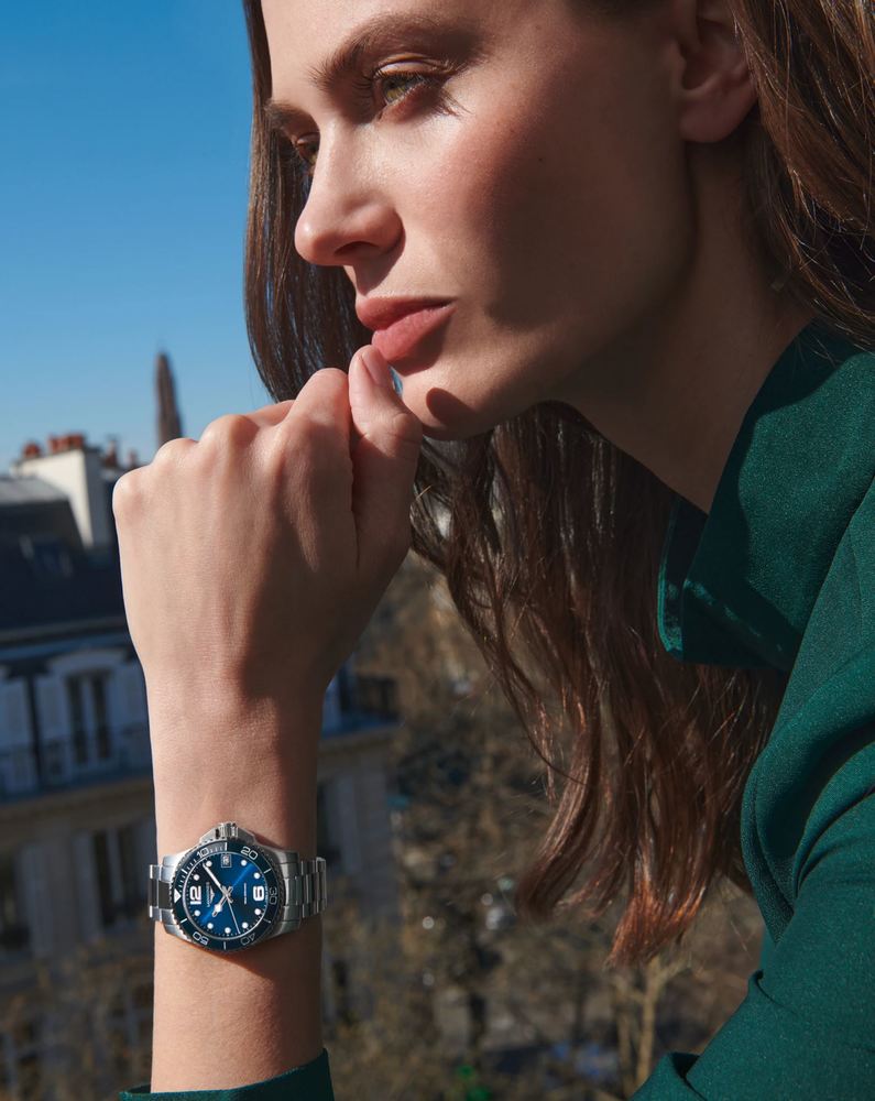 Женские кварцевый часы Longines HydroConquest L3.370.4.96.6 синий нержавеющая сталь — Изображение 6