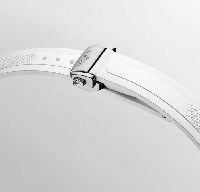 Женские часы Longines Conquest L3.430.0.87.9, механизм механический с автоподзаводом, циферблат белый, браслет каучук — Изображение 6