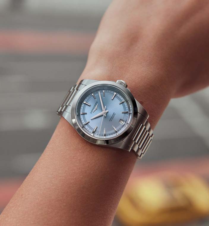 Женские часы Longines Conquest L3.430.4.92.6, механизм механический с автоподзаводом, циферблат синий, браслет нержавеющая сталь — Изображение 5