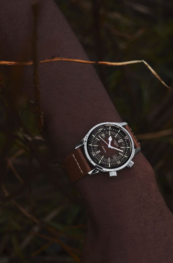 Мужские часы Longines The Longines Legend Diver Watch L3.774.4.60.2, механизм механический  с автоподзаводом, циферблат коричневый, браслет кожа — Изображение 10