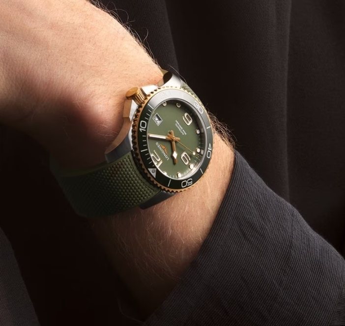 Мужские механический  с автоподзаводом часы Longines HydroConquest L3.781.3.06.9 зеленый резина — Изображение 4