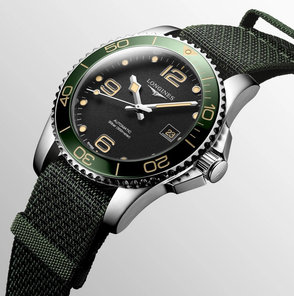 Мужские часы Longines Hydroconquest L3.781.4.05.2, механизм механический с автоподзаводом, циферблат черный, браслет синтетика — Изображение 2