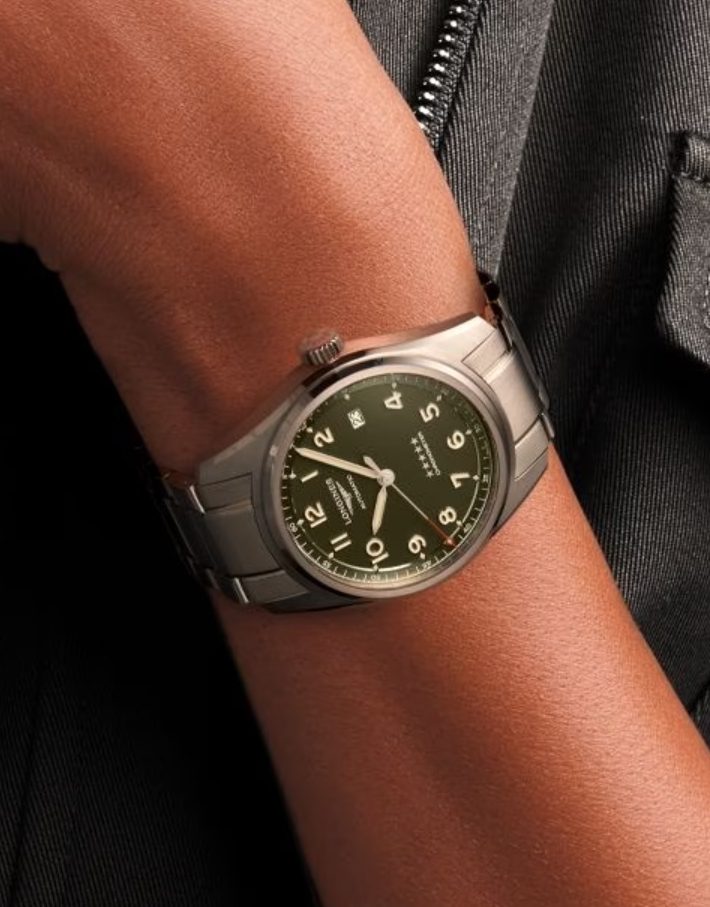 Мужские часы Longines Longines Spirit L3.810.4.03.6, механизм механический хронометр с автоподзаводом, циферблат зеленый, браслет нержавеющая сталь — Изображение 2