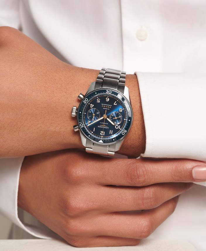 Мужские часы Longines Longines Spirit L3.821.4.93.6, механизм механический с автоподзаводом, циферблат синий, браслет нержавеющая сталь — Изображение 3