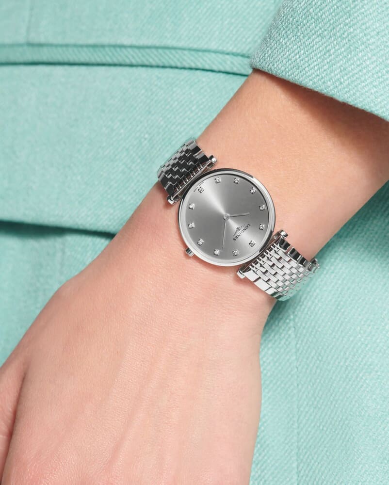 Женские кварцевый часы Longines La Grande Classique de Longines L4.512.4.70.6 серебристый нержавеющая сталь — Изображение 3