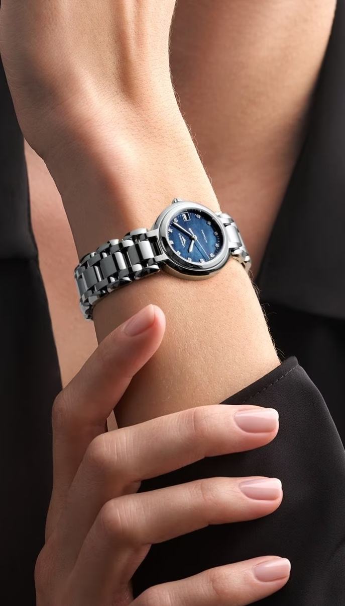 Женские часы Longines Longines PrimaLuna L8.111.4.98.6, механизм механический с автоподзаводом, циферблат синий, браслет нержавеющая сталь — Изображение 2