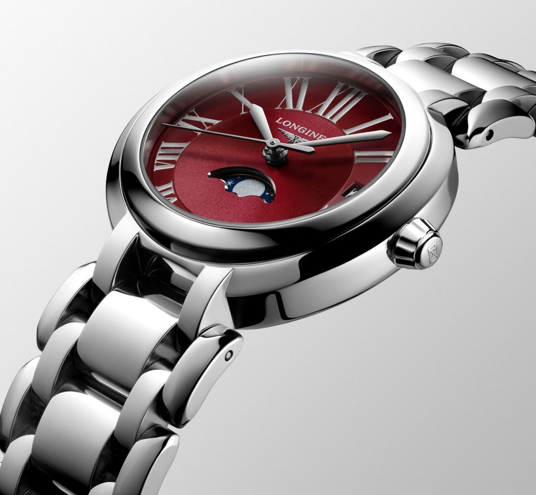 Женские часы Longines Longines PrimaLuna L8.115.4.92.6, механизм кварцевый, циферблат красный, браслет нержавеющая сталь — Изображение 2