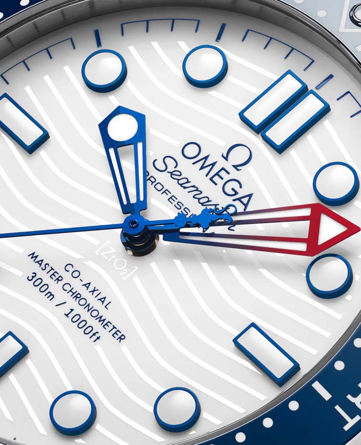 Мужские механический с автоподзаводом часы Omega Seamaster Diver 300 m 210.32.42.20.04.002 белый каучук — Изображение 4