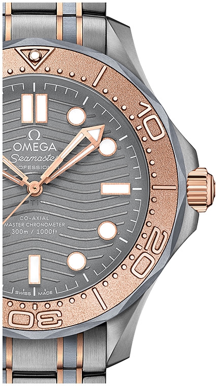 Мужские механический хронометр с автоподзаводом часы Omega Seamaster Diver 300 m 210.60.42.20.99.001 серебристый титан + тантал + золото 18к — Изображение 2