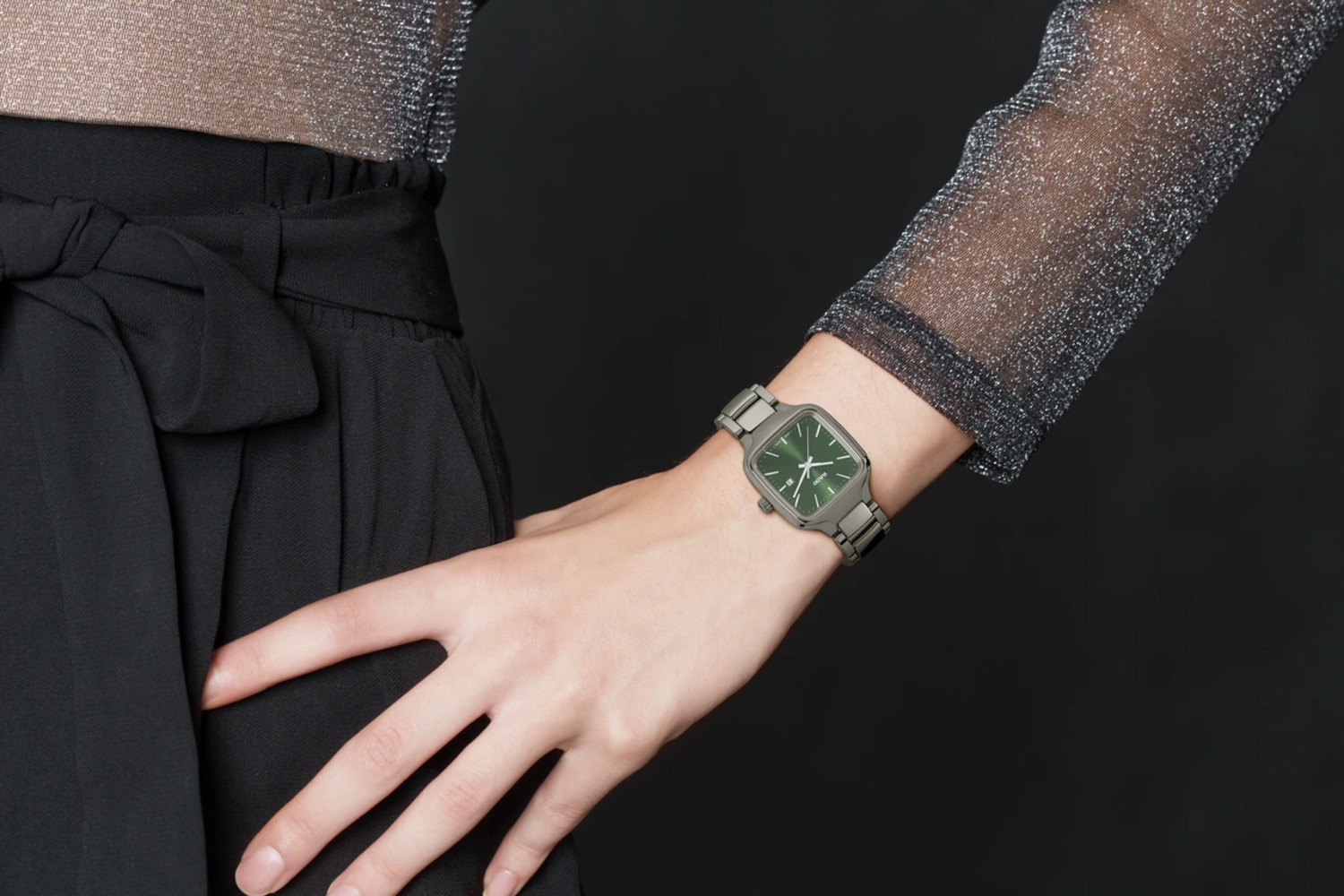 Женские кварцевый часы Rado True Square 079.6079.3.031 зеленый керамика — Изображение 5