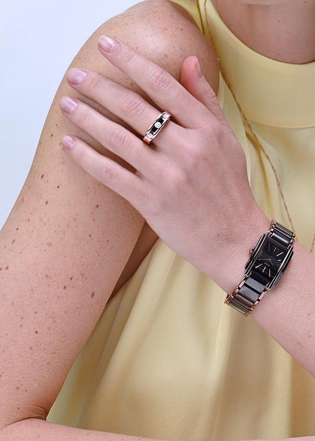 Женские часы Rado Integral 153.0225.3.015, механизм кварцевый, циферблат черный, браслет нержавеющая сталь + pvd + керамика — Изображение 3