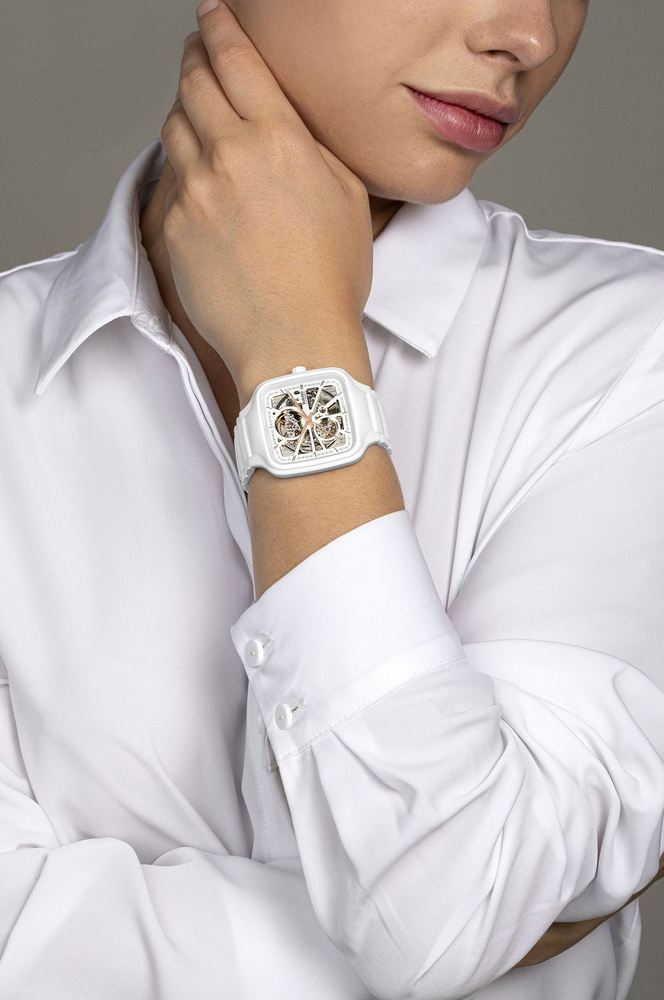 Унисекс механический с автоподзаводом часы Rado True Square 734.6073.3.001 белый керамика — Изображение 3
