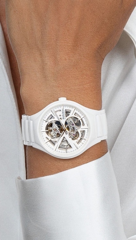 Унисекс часы Rado True 734.6115.3.092, механизм механический с автоподзаводом, циферблат белый, браслет керамический — Изображение 3