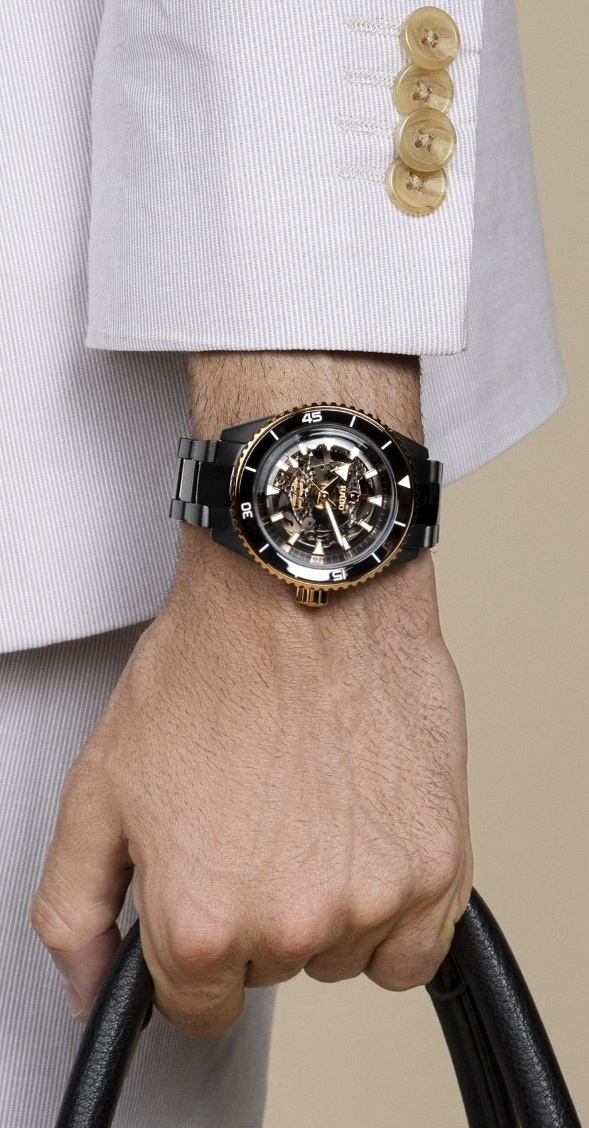 Часы Rado Captain Cook High-Tech Ceramic 734.6127.3.016 (alt. ref