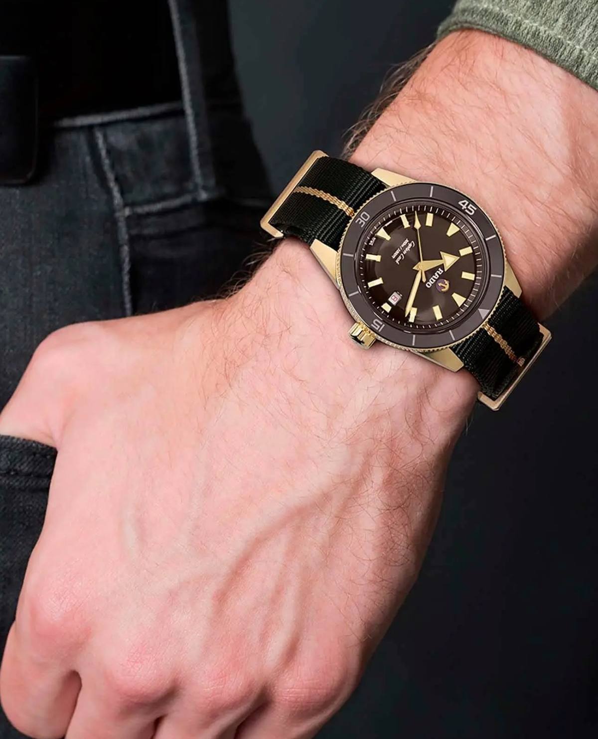Мужские механический с автоподзаводом часы Rado Captain Cook 763.0504.3.330 коричневый ткань — Изображение 3