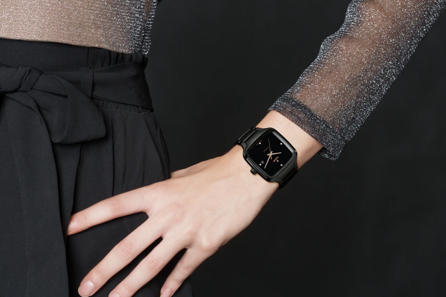 Унисекс механический с автоподзаводом часы Rado True Square 763.6078.3.072 черный керамический — Изображение 5