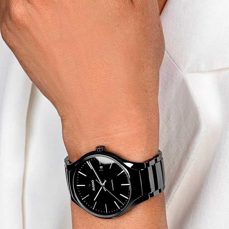 Мужские часы Rado True 763.6109.3.015, механизм механический с автоподзаводом, циферблат черный, браслет высокотехнологичная керамика, титан — Изображение 2