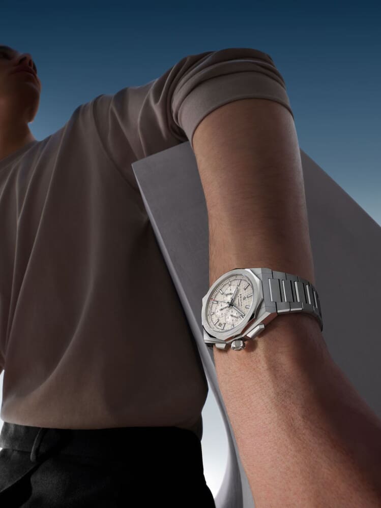 Унисекс часы Zenith Defy 03.9500.3600-01.I001, механизм механический с автоподзаводом, циферблат серебристый, браслет нержавеющая сталь — Изображение 5